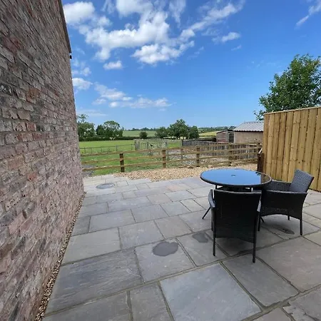 Converted Bullamoor Barns, アパート ノーサラートン